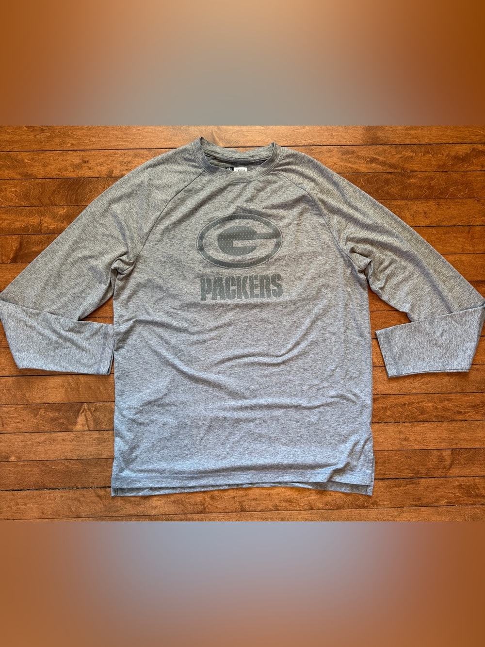 NFL Team Apparel Green Bay Packers  Grey Long Sleeve Tee size Large